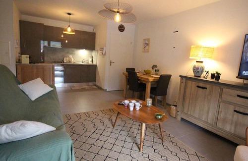Montauban-de-Luchon Apartment | Charming 3-Room Apt. near Luchon Golf – Large South-Facing Balcony – Garage Included