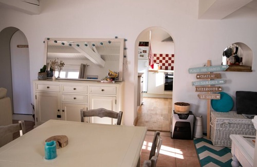 Noirmoutier-en-l'Ile House | Charming 3-bedroom typical Noirmoutier house