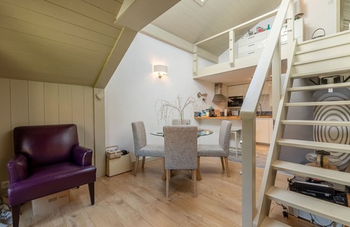 Les Allues Apartment | Charming 3-room apt in Les Allues, Méribel - 2 bedr, 4 pers, WIFI, parking