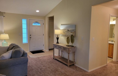 Albany House | Charming 3bd 2bh home located in Albany, OR.