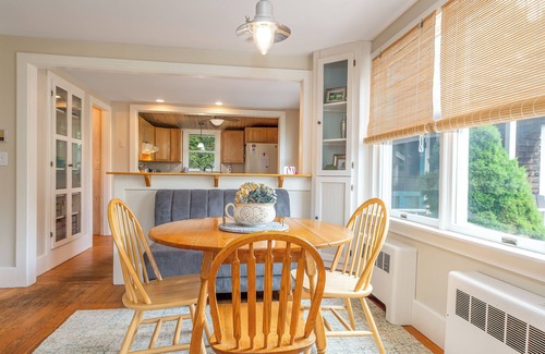 Mid-Coast and Islands House | Charming 3BR, 2.5BA home with access to Merriconeag Sound