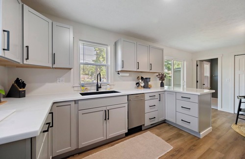 Lafayette House | Charming 3BR Full Remodel in Lafayette