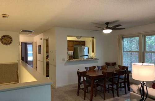 Hot Springs Village House | Charming 3BR Hot Springs Retreat - Serene Views & Modern Comforts