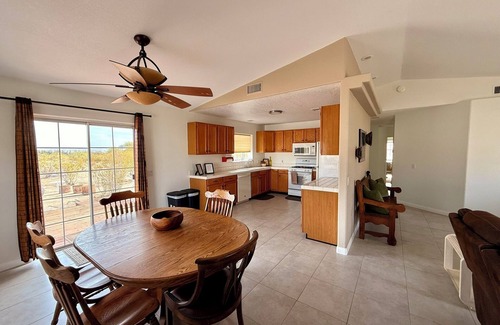 Borrego Springs House | Charming 3brd house in Borrego Springs. Family and pet friendly, close to town!