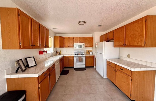 Borrego Springs House | Charming 3brd house in Borrego Springs. Family and pet friendly, close to town!