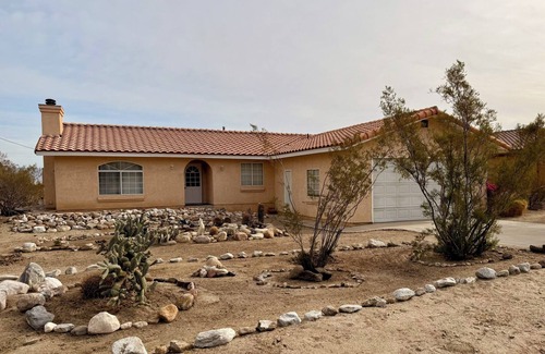 Borrego Springs House | Charming 3brd house in Borrego Springs. Family and pet friendly, close to town!