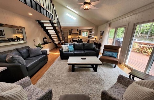Birchwood Farms House | Charming 4-bedroom house in Harbor Springs, Close to town and Ski Hills!