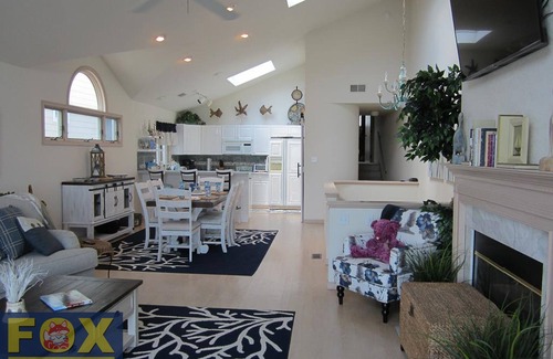 Ocean City House | Charming 4-bedroom house on Ocean City Beachfront. A few steps to boardwalk.