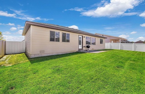 Twin Falls House | Charming 4-bedroom house with AC and WiFi in welcoming Twin Falls