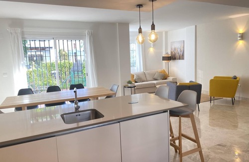 Marbella Cottage | Charming 4-Bedroom House with Private Garden and Community Pool in Marbella