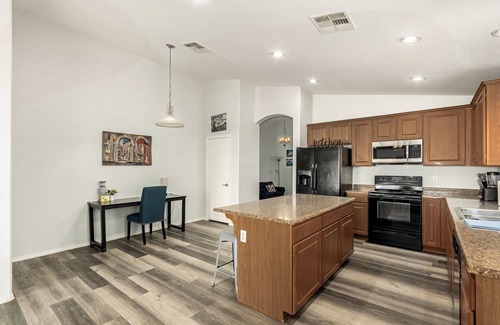 Canyon Trails House | Charming 4-bedroom house with WiFi and AC in wonderful Goodyear