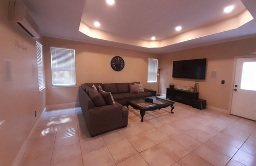 Marietta House | Charming 4-bedroom house in welcoming Marietta with AC, WiFi