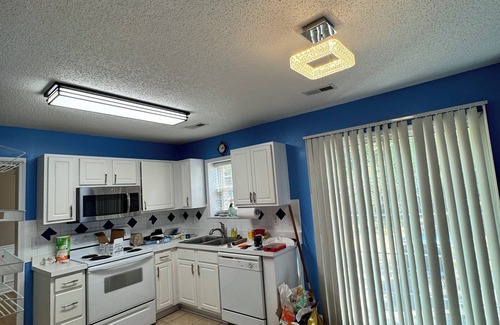 Durham House | Charming 4-bedroom house with AC and WiFi in lovely Durham near RTP/Chapel Hill