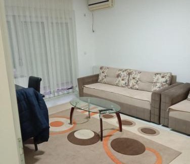 Prizren Apartment | Charming 4-Person Apartment in Prizrens City Center