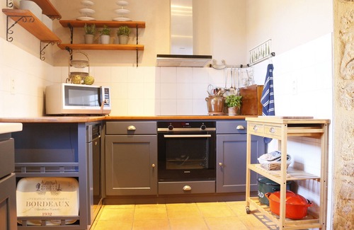 Pontours House | Charming 4-star Country Retreat with characterful Interior, Pool + Dog Friendly