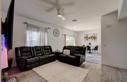 Murrieta Villa | Charming 4bedroom villa with AC and WiFi in welcoming Murrieta