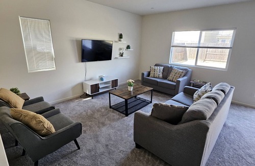 Merced House | Charming 5-bedroom 3-bath Home in Serene North Merced