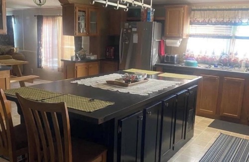 Buras-Triumph House | Charming 5-bedroom mobile home with AC in Buras
