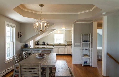Nantucket Town House | Charming 5 BR house 12min walk to town & 5 min. to Francis beach,