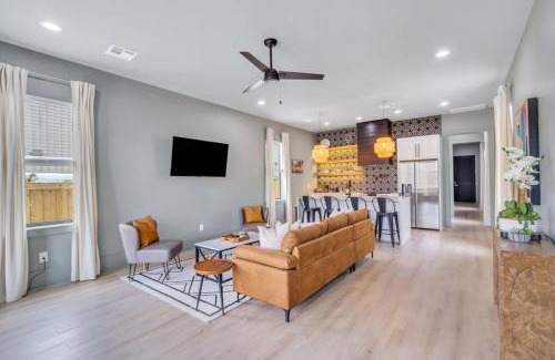 Tulane - Gravier House | Charming 5BR Retreat near City Park in New Orleans