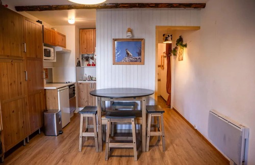 Enchastrayes Apartment | Charming 5p studio with balcony - Le Sauze