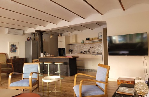 Sete Apartment | Charming 97m2 apartment in the heart of Sète in a pleasant pedestrian street.
