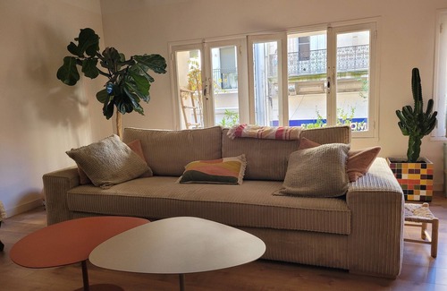 Sete Apartment | Charming 97m2 apartment in the heart of Sète in a pleasant pedestrian street.