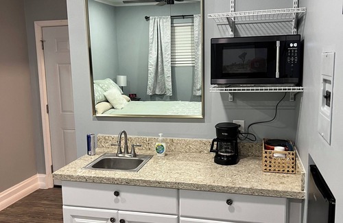 El Centro Apartment | Charming amazing studio in El Centro with AC