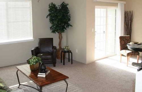 Medford House | Charming and convenient townhome, Wimbley