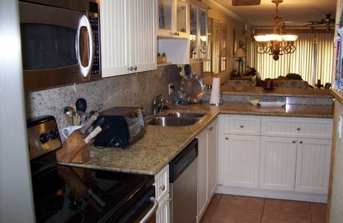 Islamorada House | Charming and Cozy Townhouse in the Fl Keys with Pool and Beach Access