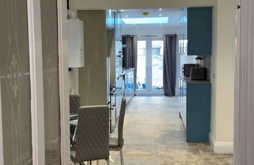 Grangetown House | Charming and delightful house.