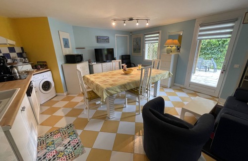 Sarlat-la-Caneda Apartment | charming apartment, the countryside in the city