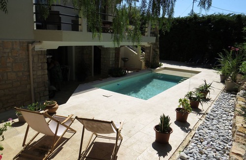 Cagnes-sur-Mer Apartment | - Charming apartment in traditional Nice villa with swimming pool