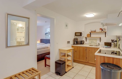 Berchtesgaden Apartment | Charming Apartment “Berghanghäusl” with Mountain View, Wi-Fi & Terrace