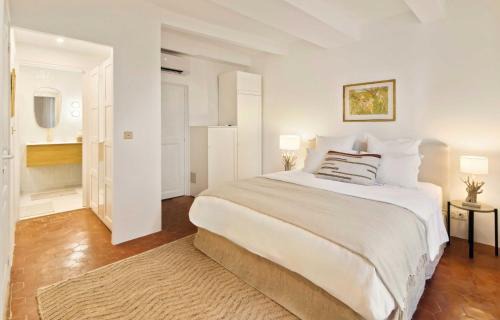 Old Town Apartment | Charming apartment - AC 2BR- 4P - Saint-Tropez