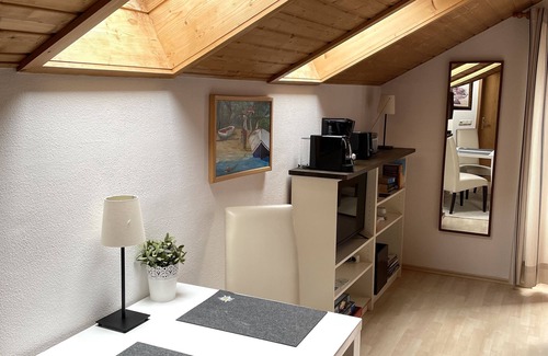 Bad Aibling Apartment | Charming apartment, centrally located opposite the spa gardens in Bad Aibling.