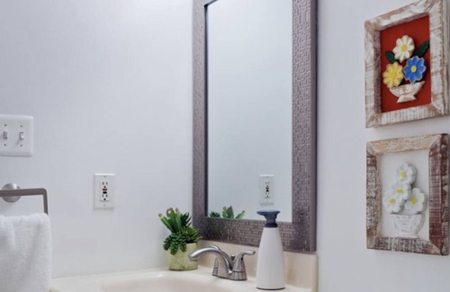 Bloomingdale Apartment | Charming Apartment close to downtown and the US Capital.