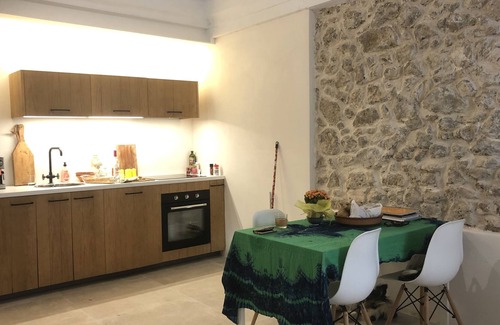 Ibiza City Centre Apartment | charming Apartment Dalt Vila Ibiza , 2 beds, 2 showers