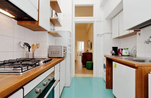 Rione III Colonna Apartment | Charming apartment for 4 people close to piazza di Spagna