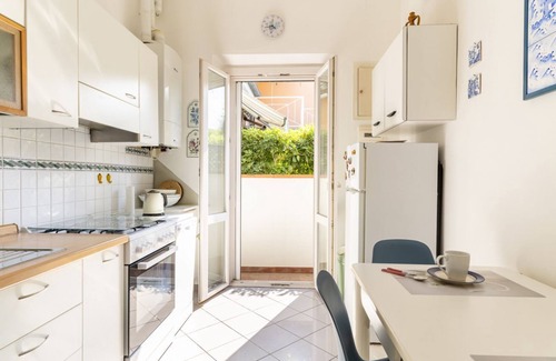 Livorno Apartment | Charming Apartment near the Sea with Patio!