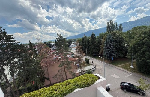 Ilidza Apartment | Charming Apartment Near the Airport – Surrounded by Nature and Local Attractions