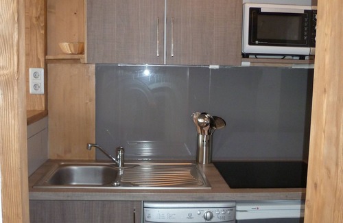 Avoriaz Apartment | CHARMING APPT, 4 PERS, RENOVATED IN 2013, CENTRAL STATION BEDS MADE ON ARRIVAL