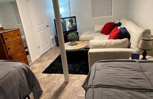 Alpharetta House | Charming Basement Studio Oasis!