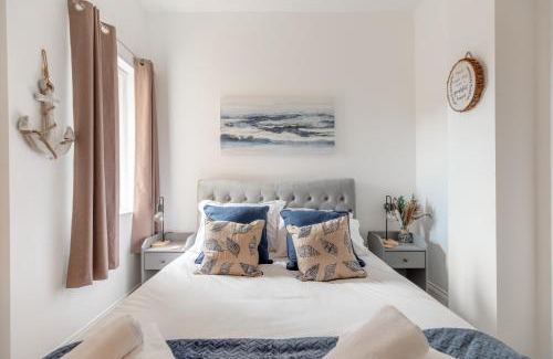 Ryde Apartment | Charming Beachside Town House