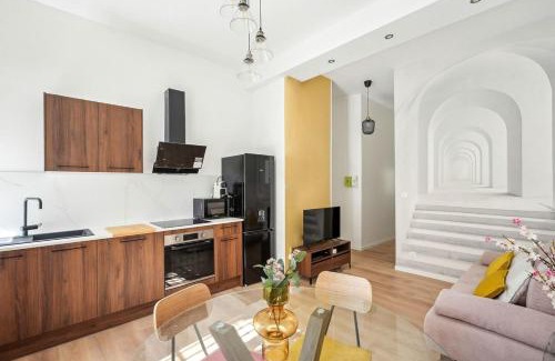 Zola - Pressense Apartment | Charming Berlioz Apartment for 6 People in Charpennes Villeurbanne