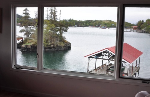 Ismailof Island Cabin | Charming Boathouse Cabin