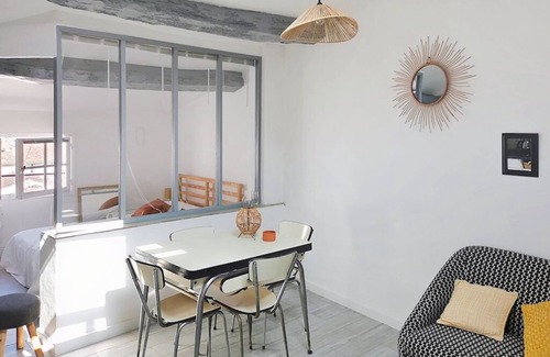 La Cadiere-d'Azur Apartment | Charming, bright studio with sleeping area in the heart of the village of La Cadière-d'Azur