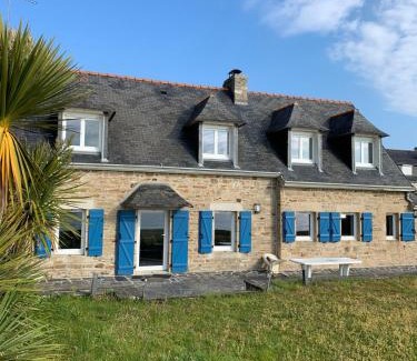 Fouesnant Villa | Charming Brittany-style beach house