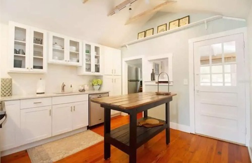 Dunedin House | Charming Bungalow Downtown