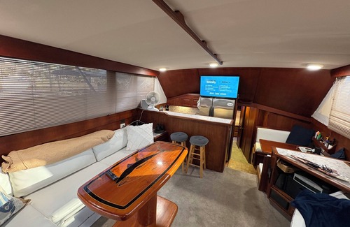 Stuart Boat Rental | Charming Bunk Room 50 foot Viking yacht in delightful Port Salerno with WiFi, AC